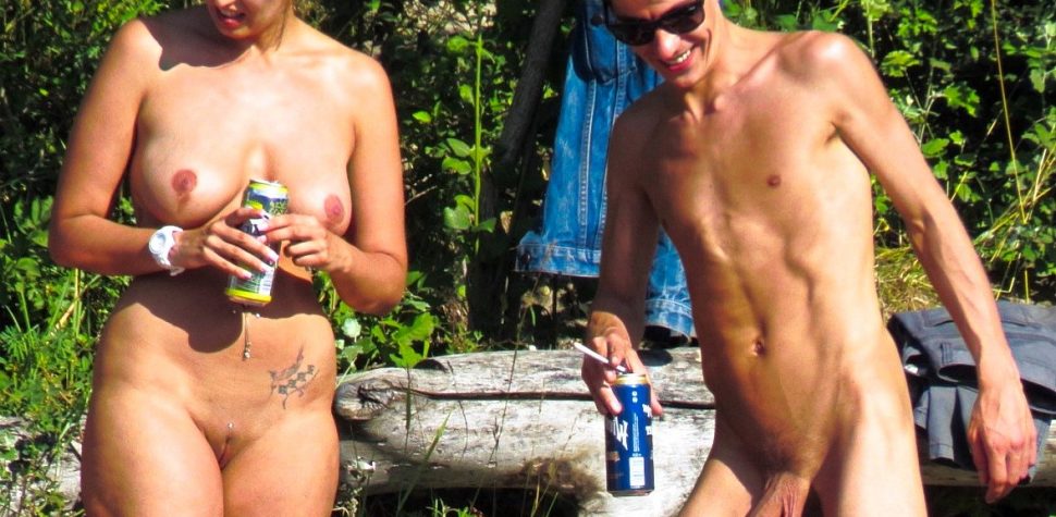Boner Nude Beach Shots - Nude beach and public nudity guys - Gay Porn Wire