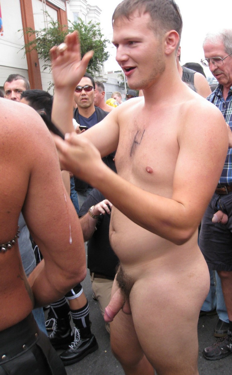 Nudist In Public - Public Nudity Nudist - Gay Porn Wire