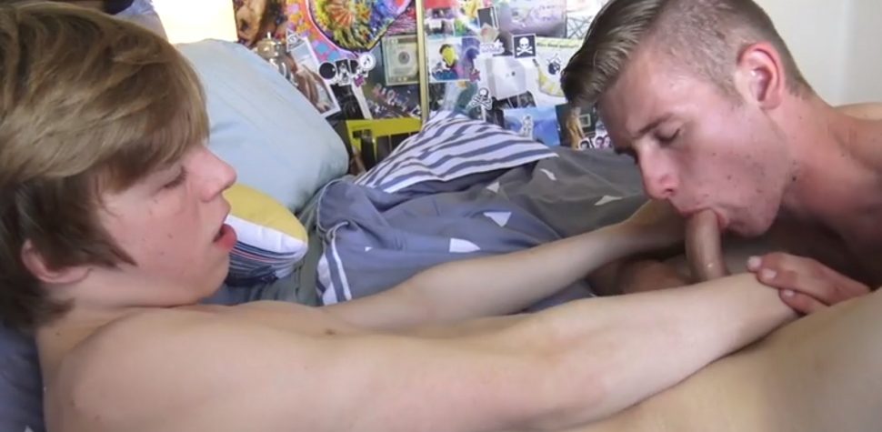 Hot Horny Oral Sex - Horny twinks barebacking video - Gay Porn Wire